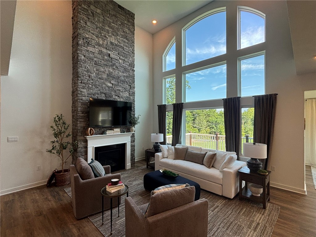 175 Victoria Drive