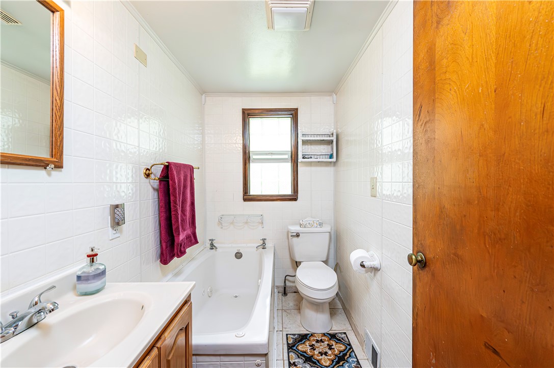 Youngwood, Pennsylvania 15697, United States, 3 Bedrooms Bedrooms, ,2 BathroomsBathrooms,Residential,Active,160223