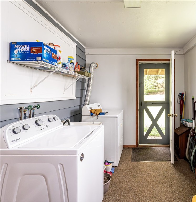 Youngwood, Pennsylvania 15697, United States, 3 Bedrooms Bedrooms, ,2 BathroomsBathrooms,Residential,Active,160223