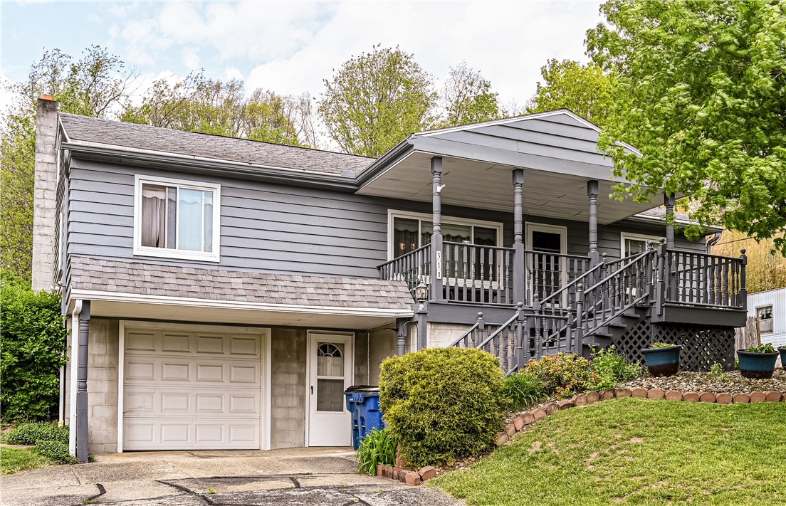 Youngwood, Pennsylvania 15697, United States, 3 Bedrooms Bedrooms, ,2 BathroomsBathrooms,Residential,Active,160223