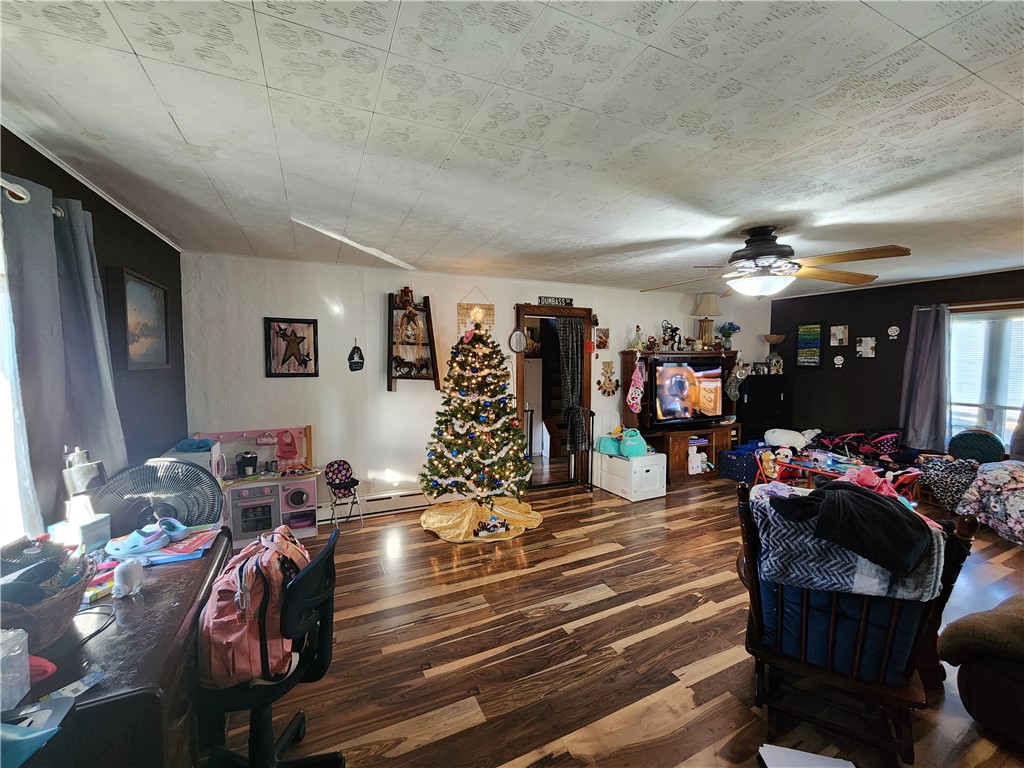 Jenner Twp, Pennsylvania 15531, United States, 3 Bedrooms Bedrooms, ,1 BathroomBathrooms,Residential,Active,26122