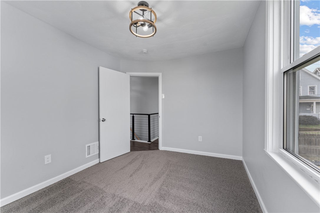 2413 Banker St St, McKeesport, Pennsylvania image 22