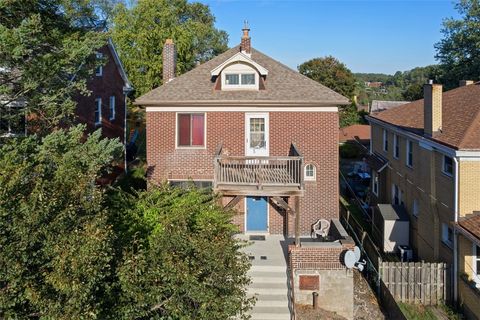 Photo of 3340 Portola Ave, Pittsburgh, PA 15214 (MLS # 1724193)