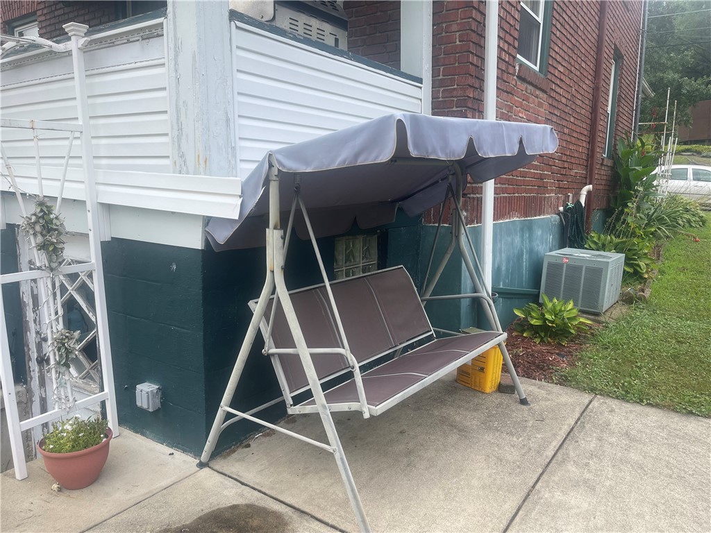 Wheatland, Pennsylvania 16161, United States, 4 Bedrooms Bedrooms, ,2 BathroomsBathrooms,Residential,Active,196027