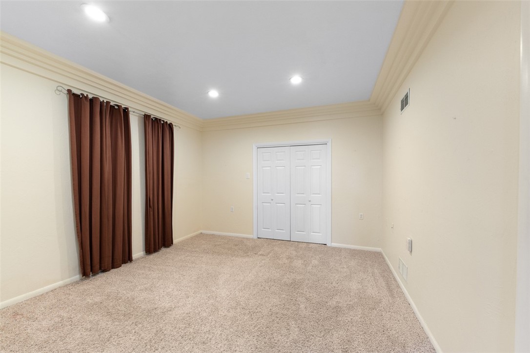 Dunbar Twp, Pennsylvania 15425, United States, 4 Bedrooms Bedrooms, ,5 BathroomsBathrooms,Residential,Active,235123