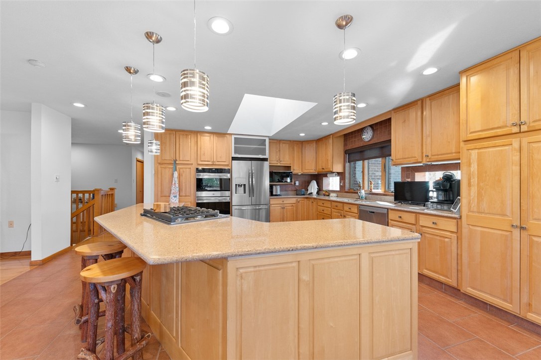 Dunbar Twp, Pennsylvania 15425, United States, 4 Bedrooms Bedrooms, ,5 BathroomsBathrooms,Residential,Active,235123