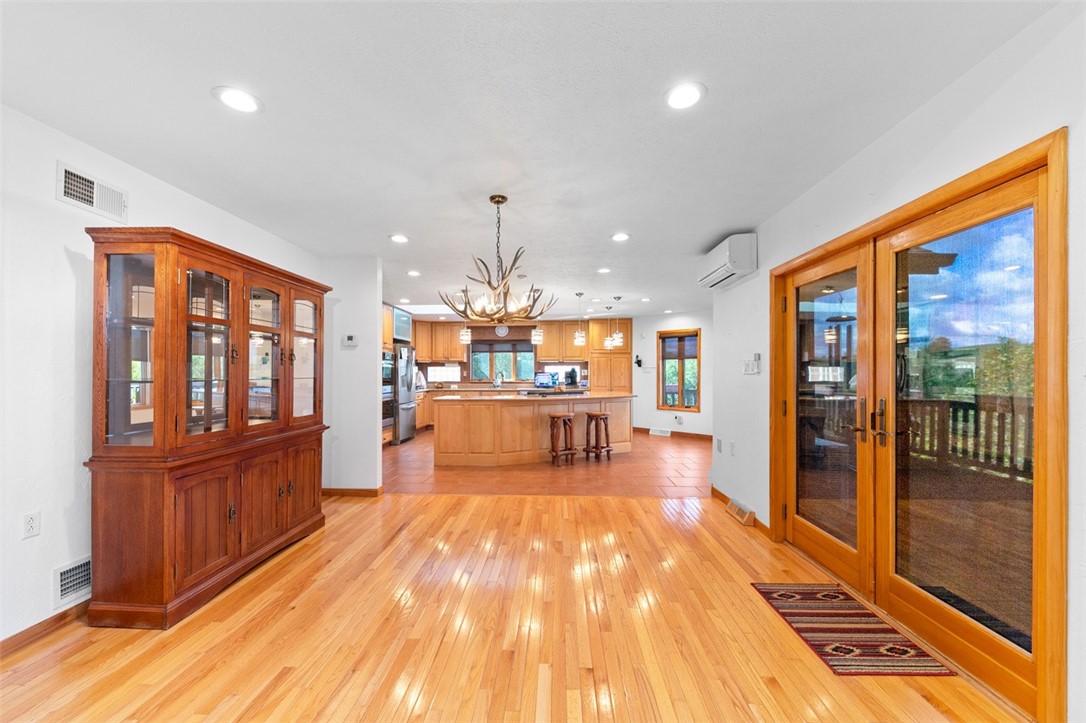 Dunbar Twp, Pennsylvania 15425, United States, 4 Bedrooms Bedrooms, ,5 BathroomsBathrooms,Residential,Active,235123