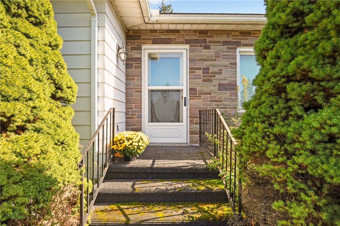 Summit Twp, Pennsylvania 15552, United States, 2 Bedrooms Bedrooms, ,1 BathroomBathrooms,Residential,Contingent,226279