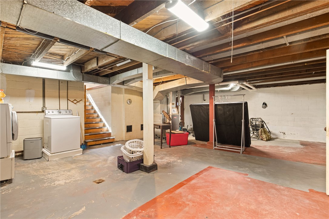 Summit Twp, Pennsylvania 15552, United States, 2 Bedrooms Bedrooms, ,1 BathroomBathrooms,Residential,Contingent,226279