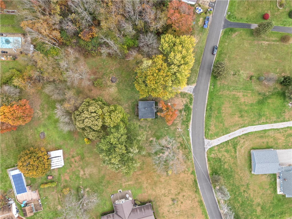 Summit Twp, Pennsylvania 16002, United States, 2 Bedrooms Bedrooms, ,1 BathroomBathrooms,Residential,Pending,233889