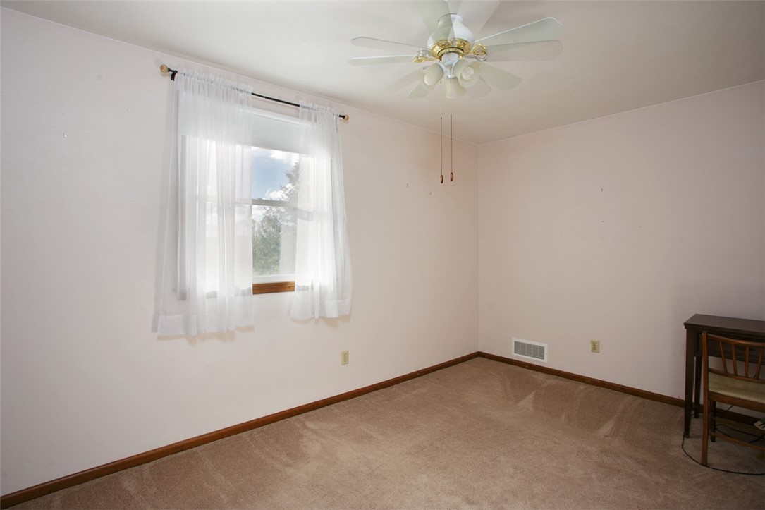 North Huntingdon, Pennsylvania 15642, United States, 5 Bedrooms Bedrooms, ,3 BathroomsBathrooms,Residential,Contingent,154786