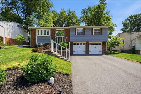 Photo of 645 Carnival Dr, Pittsburgh, PA 15239 (MLS # 1761480)