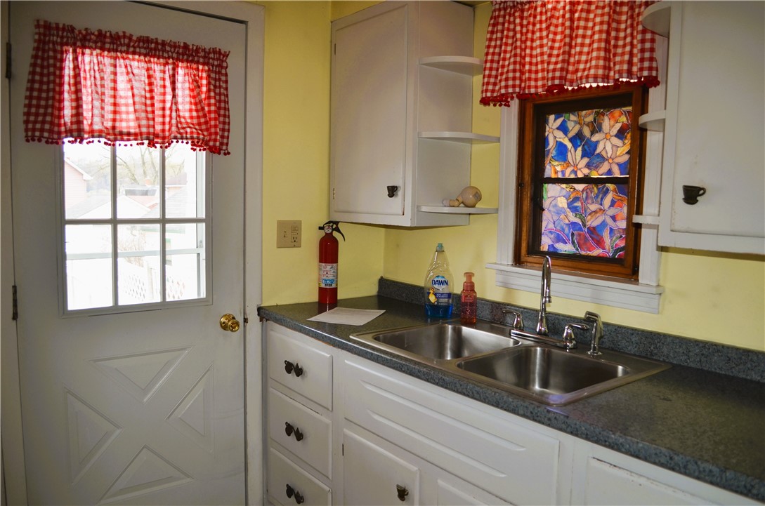 950 Roup Ave Ave, Brackenridge, Pennsylvania image 10