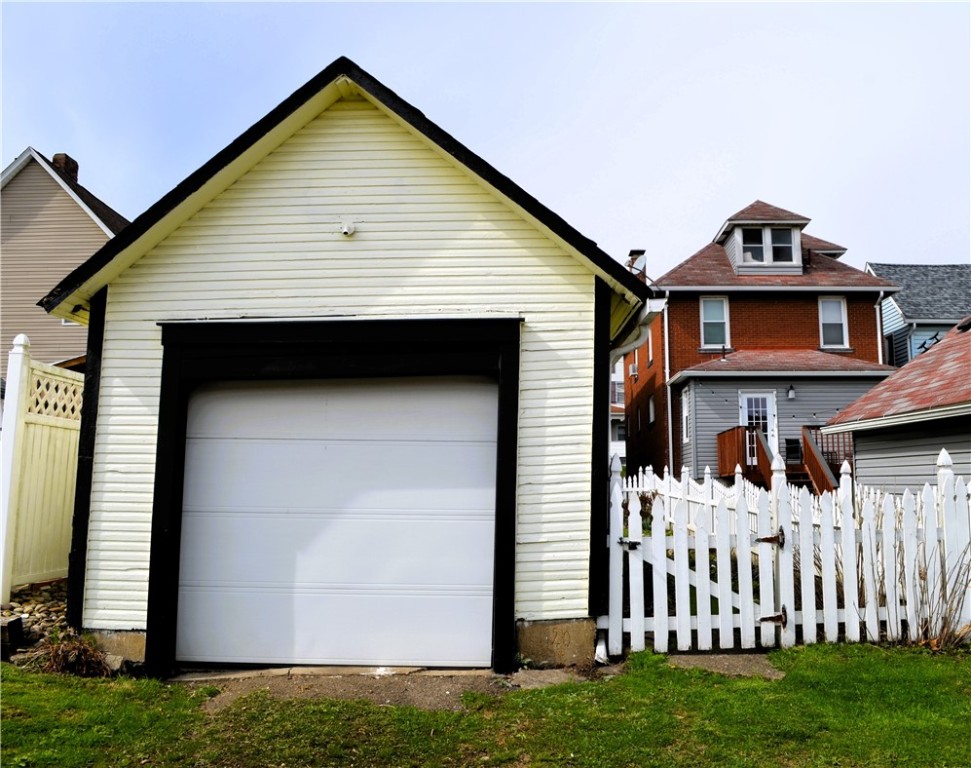950 Roup Ave Ave, Brackenridge, Pennsylvania image 6