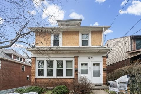 Photo of 425 Braddock Rd, Pittsburgh, PA 15221 (MLS # 1735647)