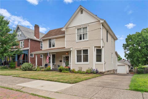 Homes For Sale - 648 Chestnut St St<br/> Bridgeville, PA 15017