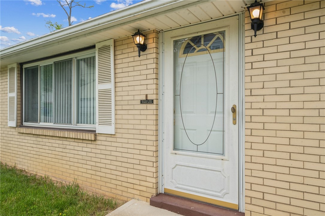 425 LONDON AVE.