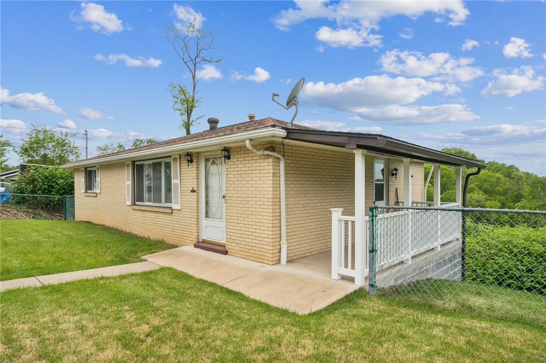 425 LONDON AVE.