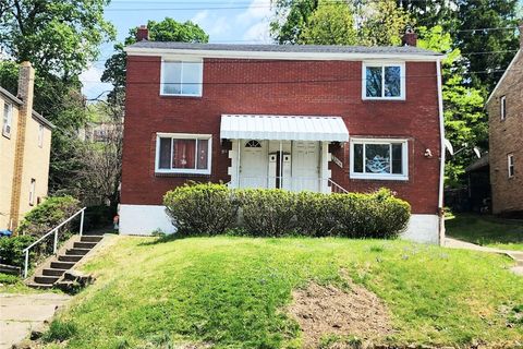 Photo of 1118 Woodbine St, Pittsburgh, PA 15201 (MLS # 1759143)