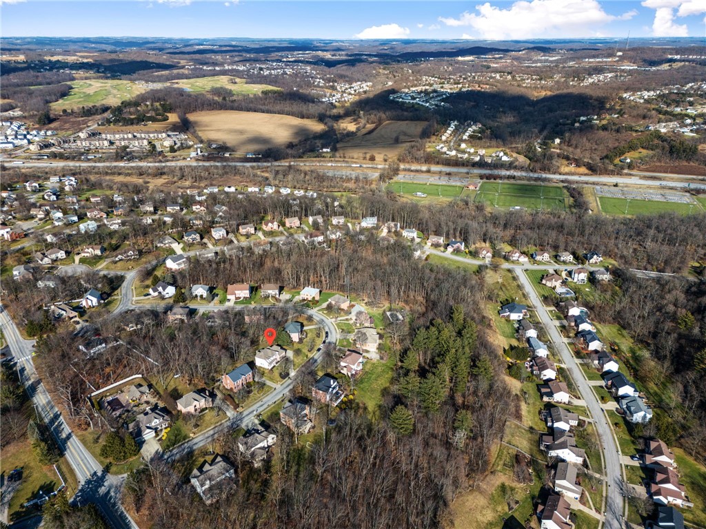 Cranberry Twp, Pennsylvania 16066, United States, 4 Bedrooms Bedrooms, ,3 BathroomsBathrooms,Residential,Pending,8440