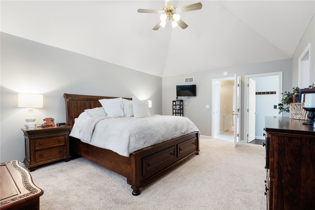 Cranberry Twp, Pennsylvania 16066, United States, 4 Bedrooms Bedrooms, ,3 BathroomsBathrooms,Residential,Pending,8440