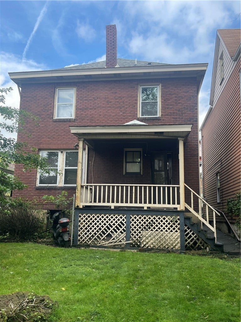 214 Hawkins Ave