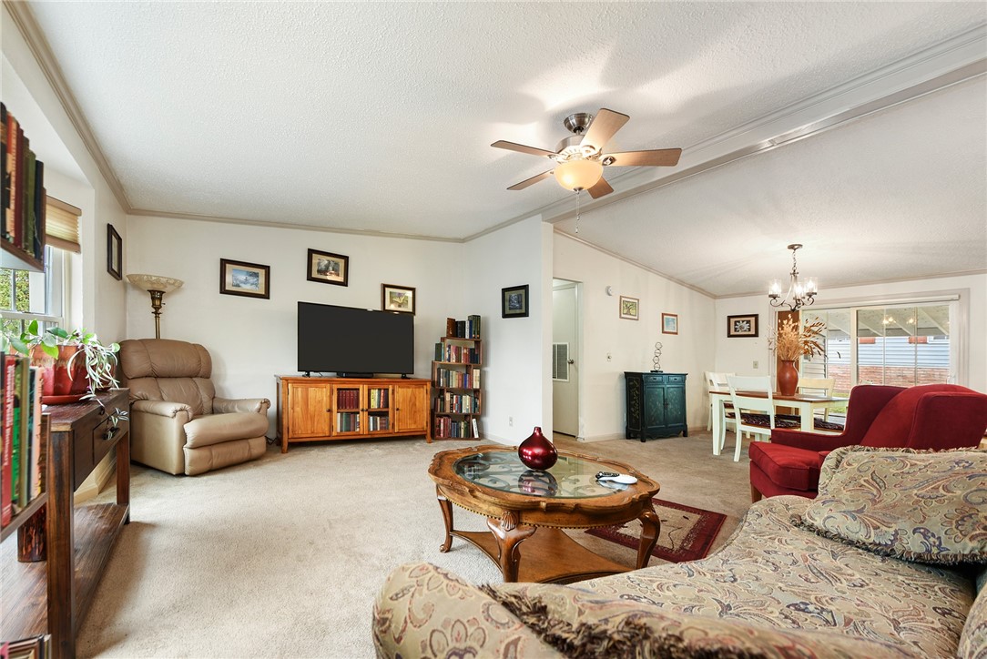 308 Glendale Ln, Murrysville, Pennsylvania image 5