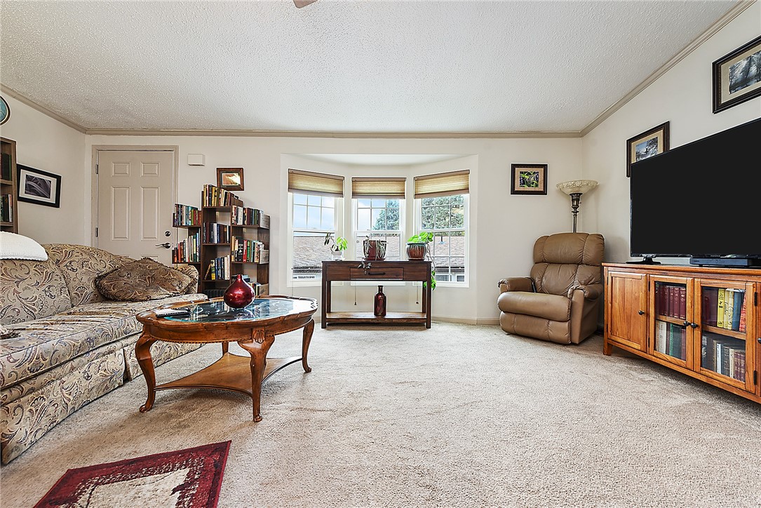 308 Glendale Ln, Murrysville, Pennsylvania image 4