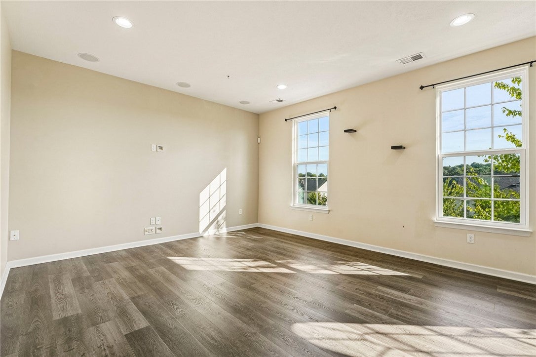 108 NOBLE WOODS