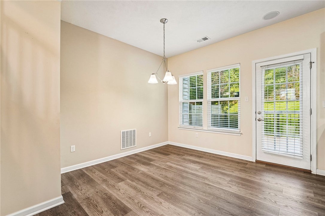 108 NOBLE WOODS