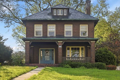 Photo of 224 S Home Ave, Pittsburgh, PA 15202 (MLS # 1750323)