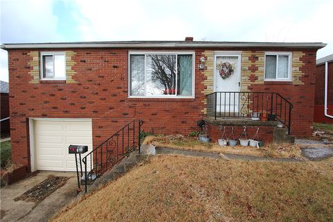 Photo of 210 Livingston Rd, West Mifflin, PA 15122 (MLS # 1735077)