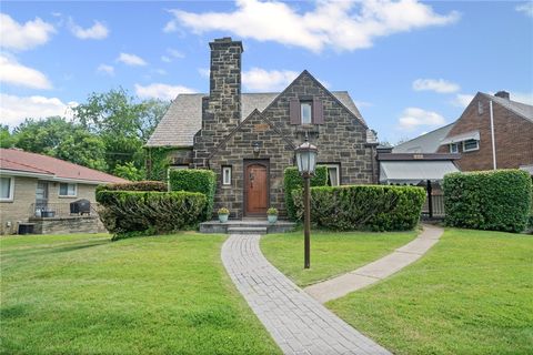 Photo for 28 York Drive