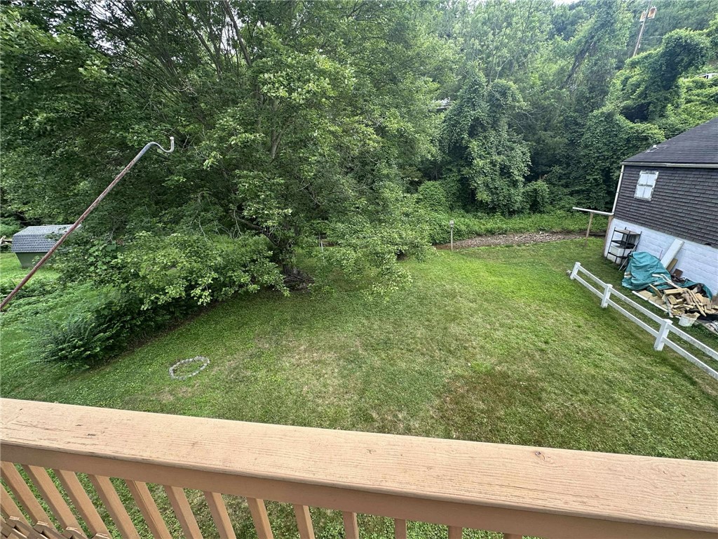 136 Whitestown Rd