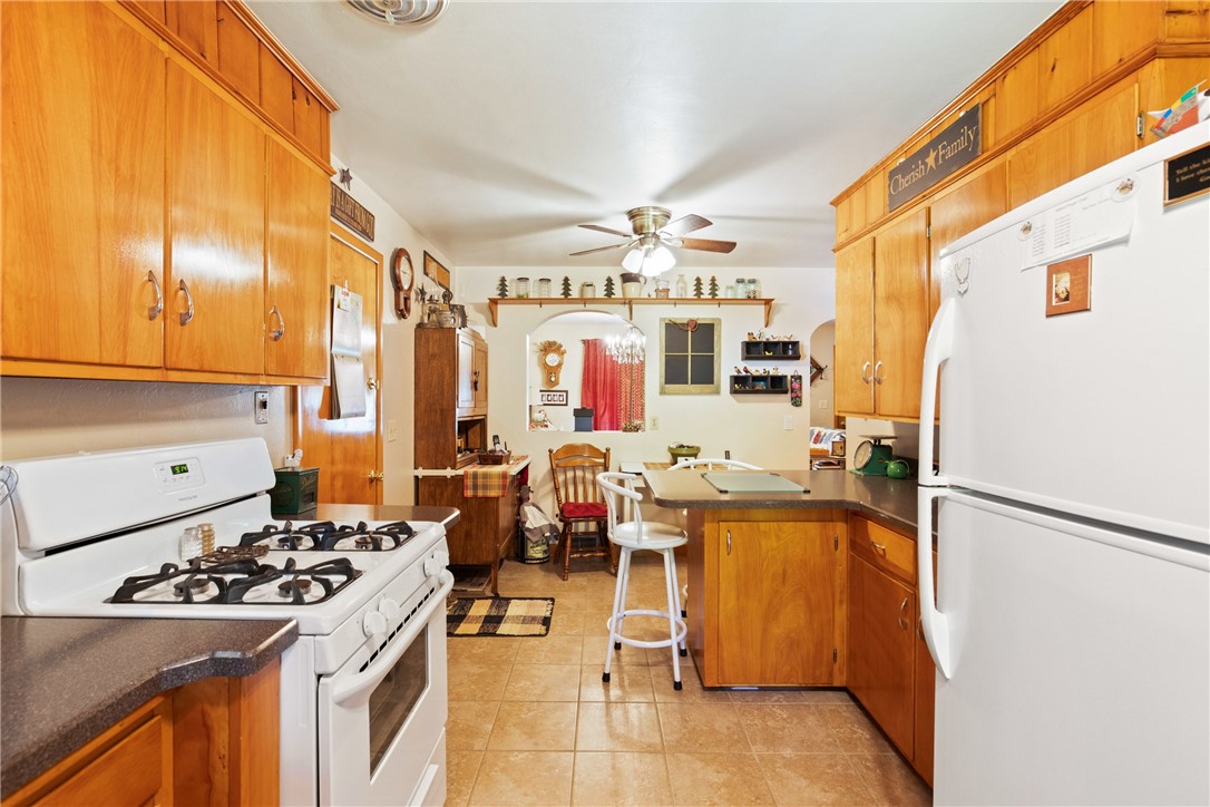 Somerset Twp, Pennsylvania 15501, United States, 3 Bedrooms Bedrooms, ,2 BathroomsBathrooms,Residential,Pending,160276