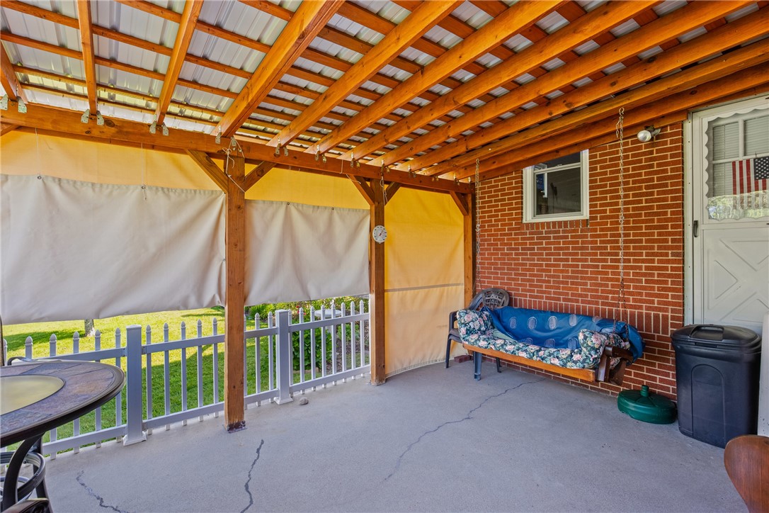 Somerset Twp, Pennsylvania 15501, United States, 3 Bedrooms Bedrooms, ,2 BathroomsBathrooms,Residential,Pending,160276