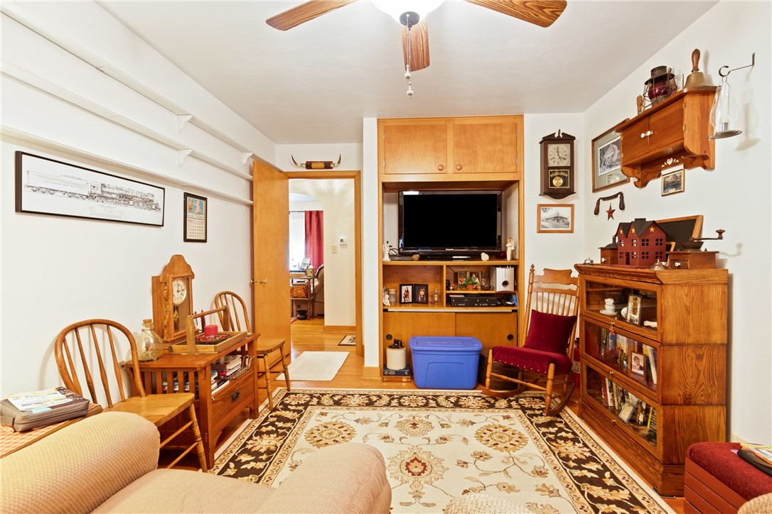 Somerset Twp, Pennsylvania 15501, United States, 3 Bedrooms Bedrooms, ,2 BathroomsBathrooms,Residential,Pending,160276