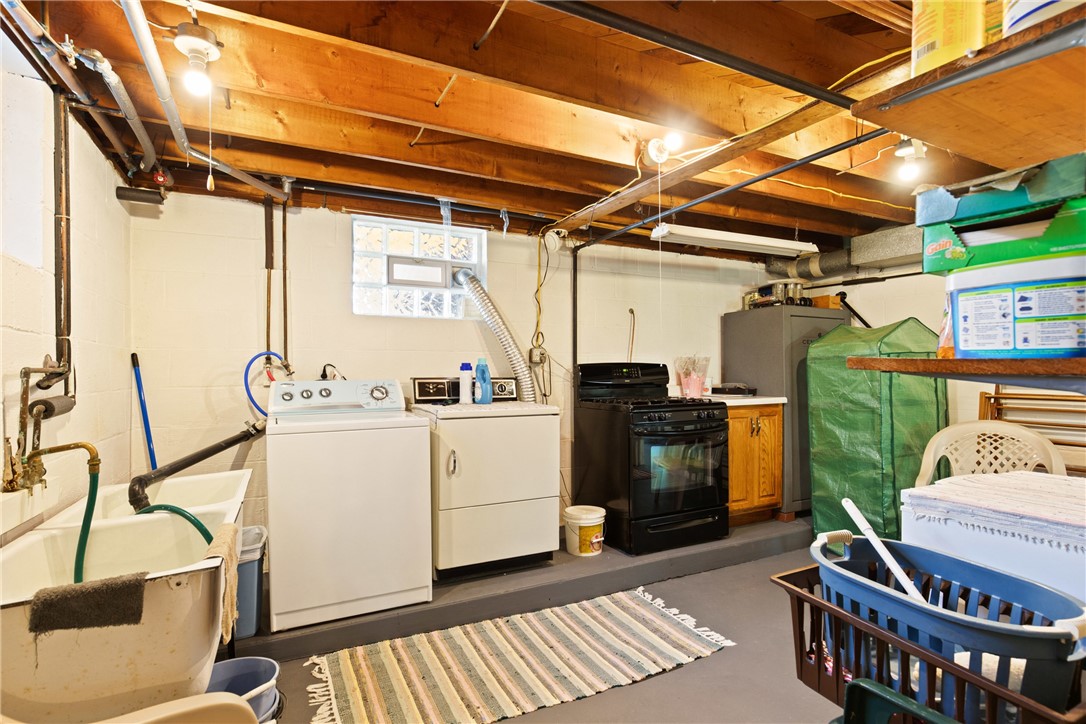 Somerset Twp, Pennsylvania 15501, United States, 3 Bedrooms Bedrooms, ,2 BathroomsBathrooms,Residential,Pending,160276