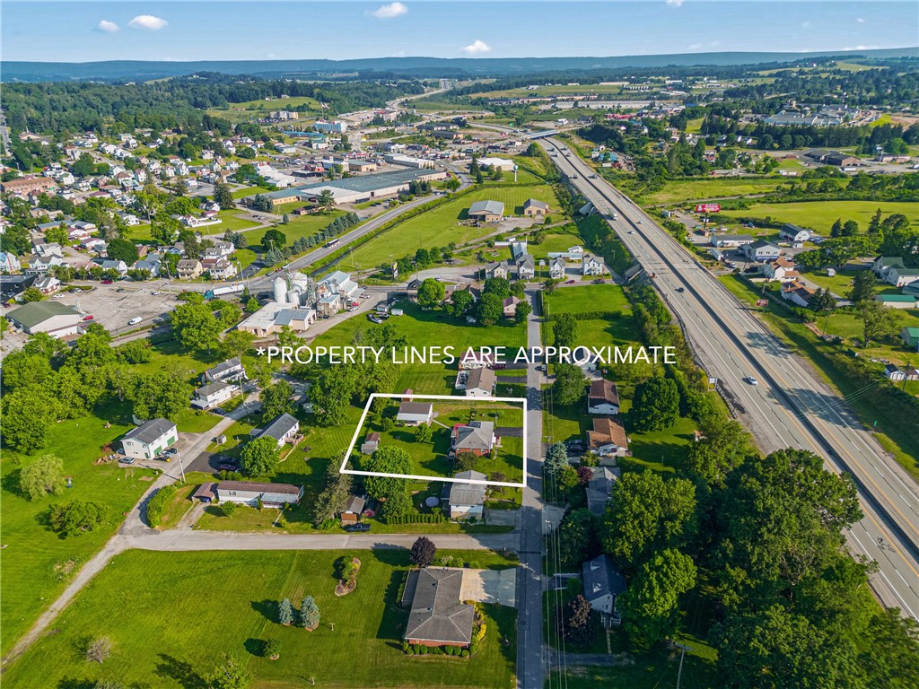 Somerset Twp, Pennsylvania 15501, United States, 3 Bedrooms Bedrooms, ,2 BathroomsBathrooms,Residential,Pending,160276