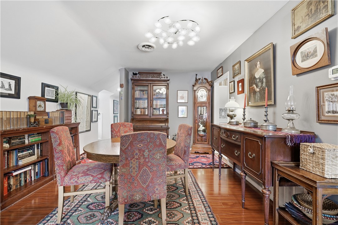 825 Morewood Ave PH2