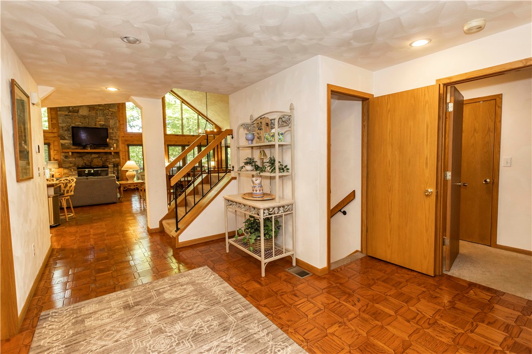2304 South Ridge Drive