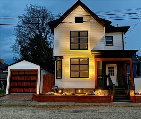 Homes For Sale - 2207 7th Avenue Rear Ave<br/> Beaver County, Beaver Falls, PA 15010