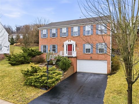 310 Village Dr Adams Twp PA 16046