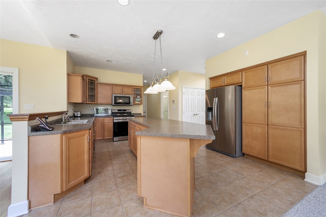 Murrysville, Pennsylvania 15668, United States, 4 Bedrooms Bedrooms, ,4 BathroomsBathrooms,Residential,Active,163533