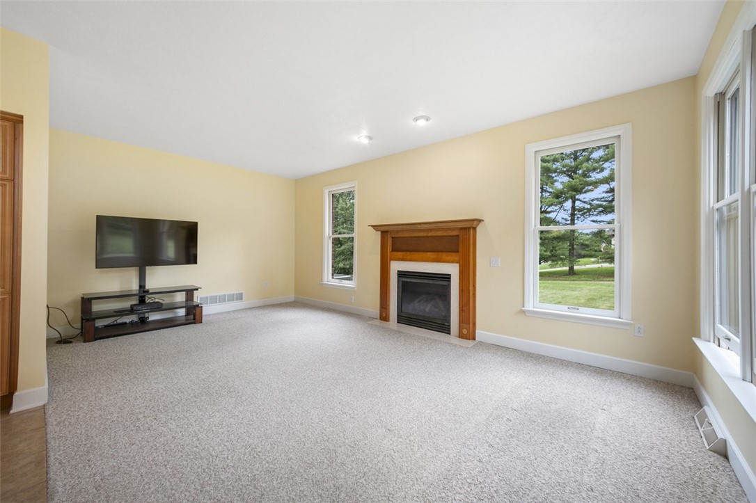 Murrysville, Pennsylvania 15668, United States, 4 Bedrooms Bedrooms, ,4 BathroomsBathrooms,Residential,Active,163533