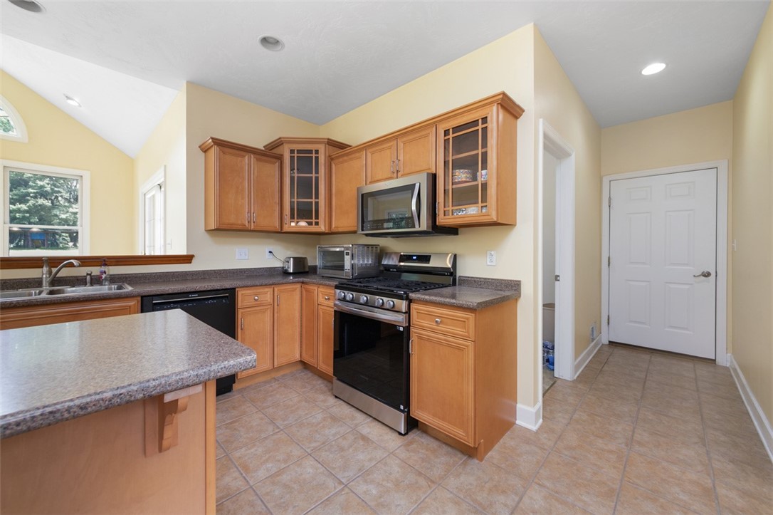 Murrysville, Pennsylvania 15668, United States, 4 Bedrooms Bedrooms, ,4 BathroomsBathrooms,Residential,Active,163533