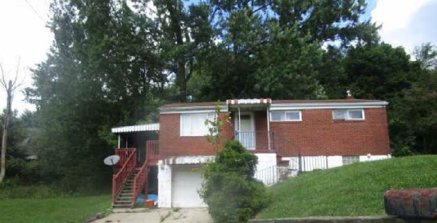 View Aliquippa, PA 15001 house