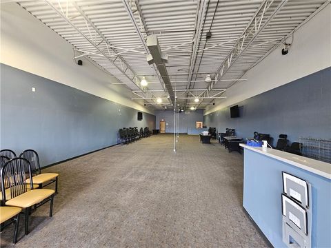 Photo of 1829 Mckees Rocks Rd, Mckees Rocks, PA 15136 (MLS # 1732226)