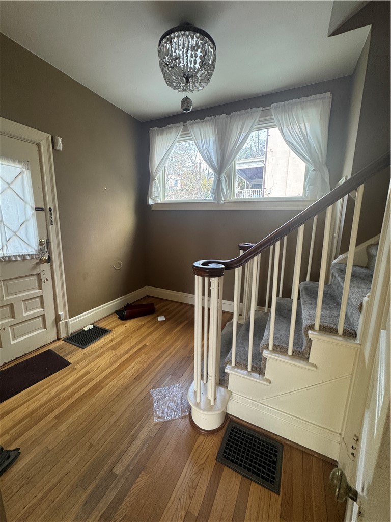 408 Dickson Ave