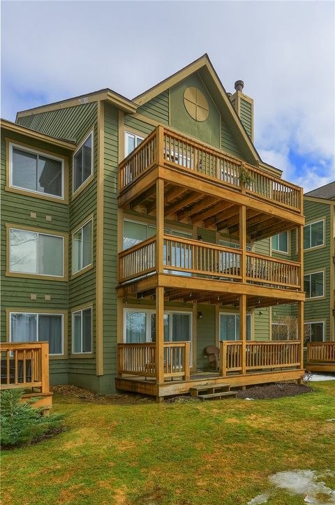 5306 Summit Dr Hidden Valley PA 15502